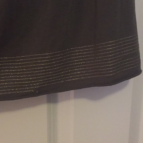 Anthro Bordeaux Top - Picture 6 of 8